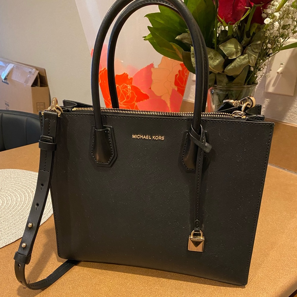 Brand New Michael Kors Purse